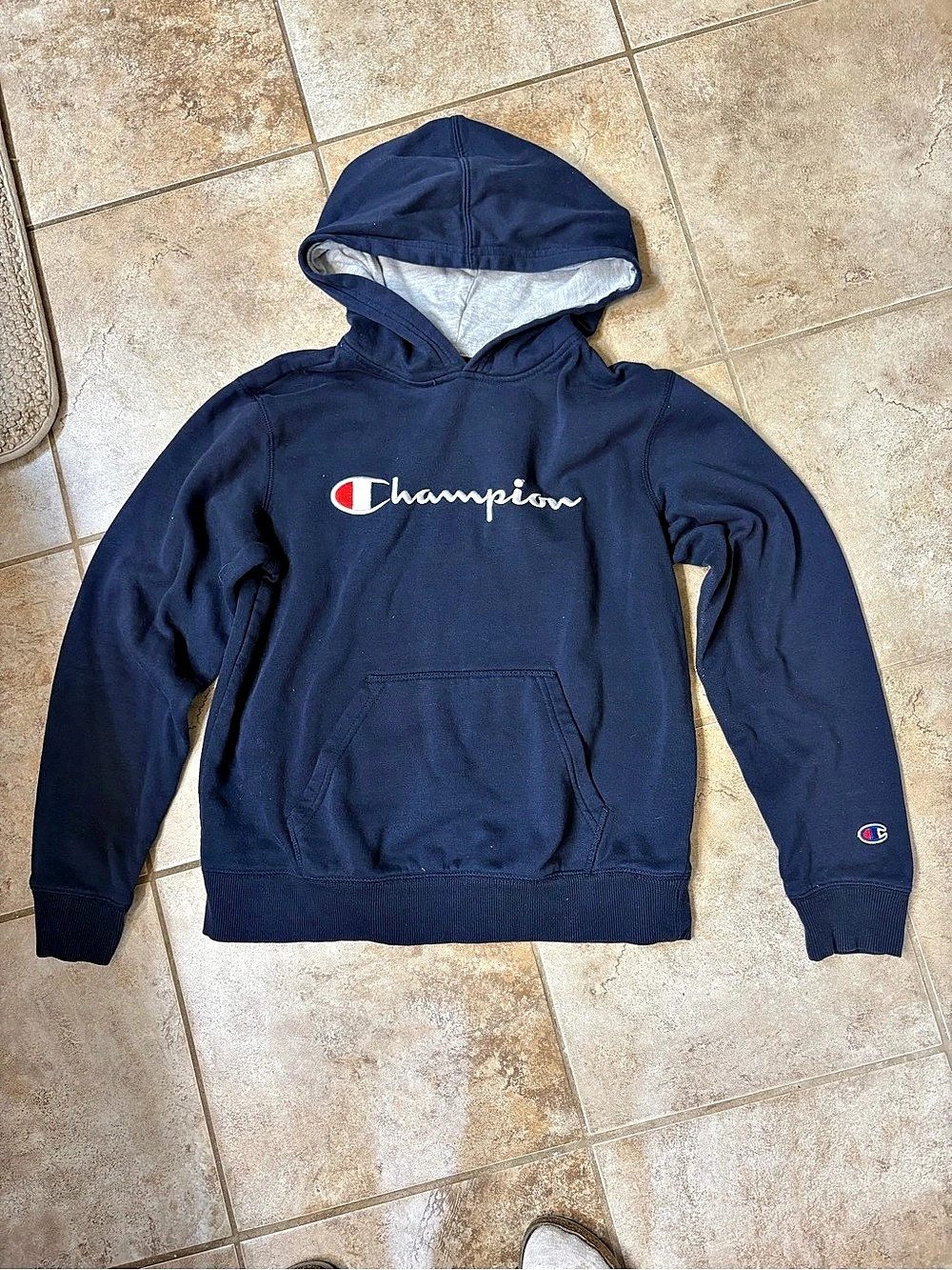 👟Champion Iconic Script Logo Hoodie
